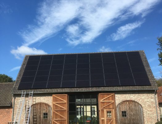 Uitgebreide installatie zonnepanelen